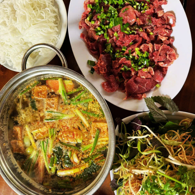 LẨU RIÊU CUA BẮP BÒ